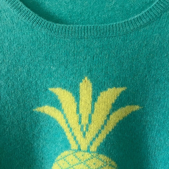 Green Cashmere Sweater 38” chest - Picture 3 of 4